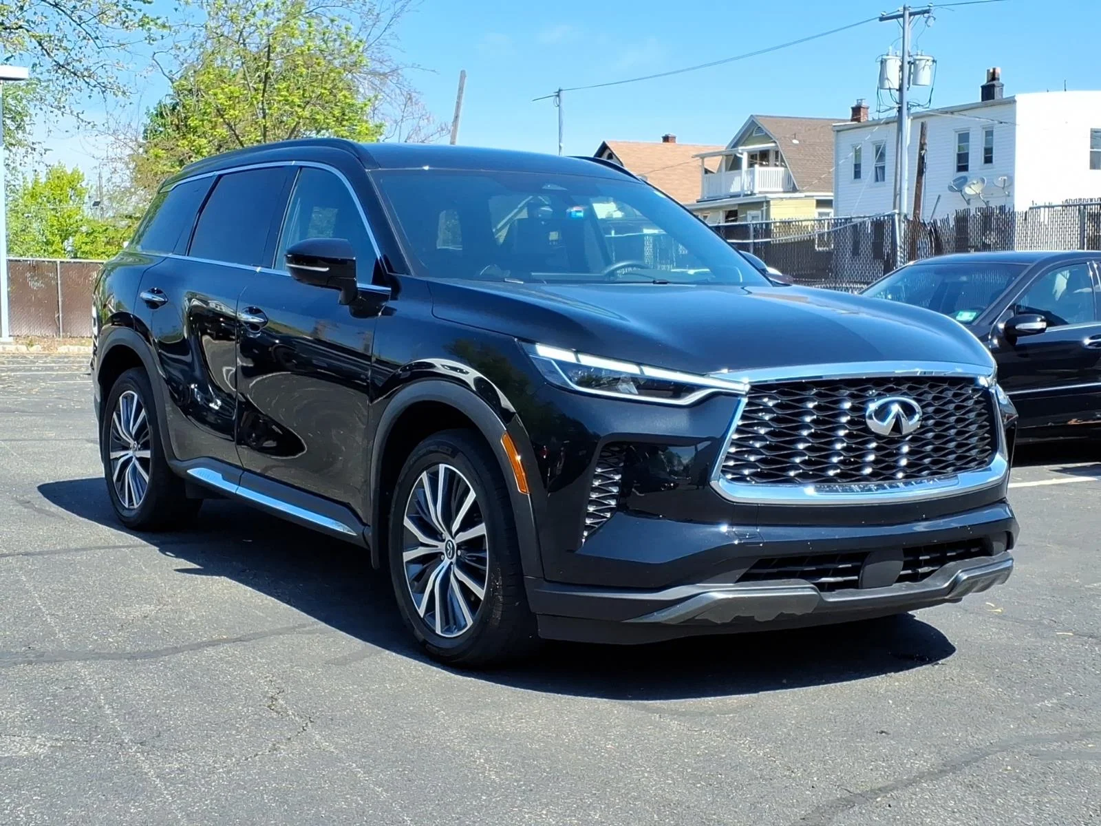 Certified Used 2023 Black INFINITI Autograph image 4