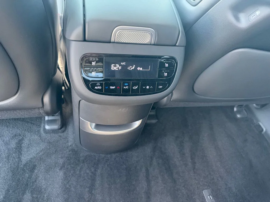 2026 Hyundai IONIQ 9 Performance Calligraphy - Photo 23