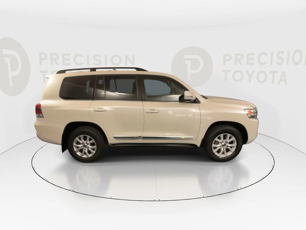 Used 2019 Blizzard Pearl Toyota Base image 22