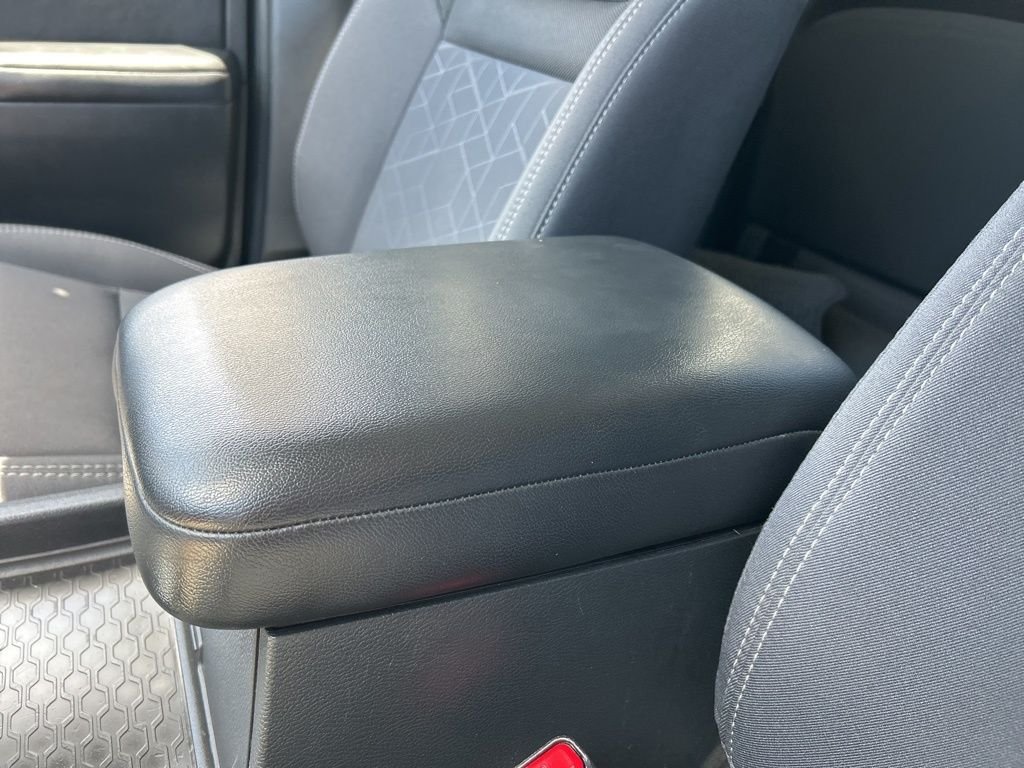 Used 2025 Gray Nissan SV image 40