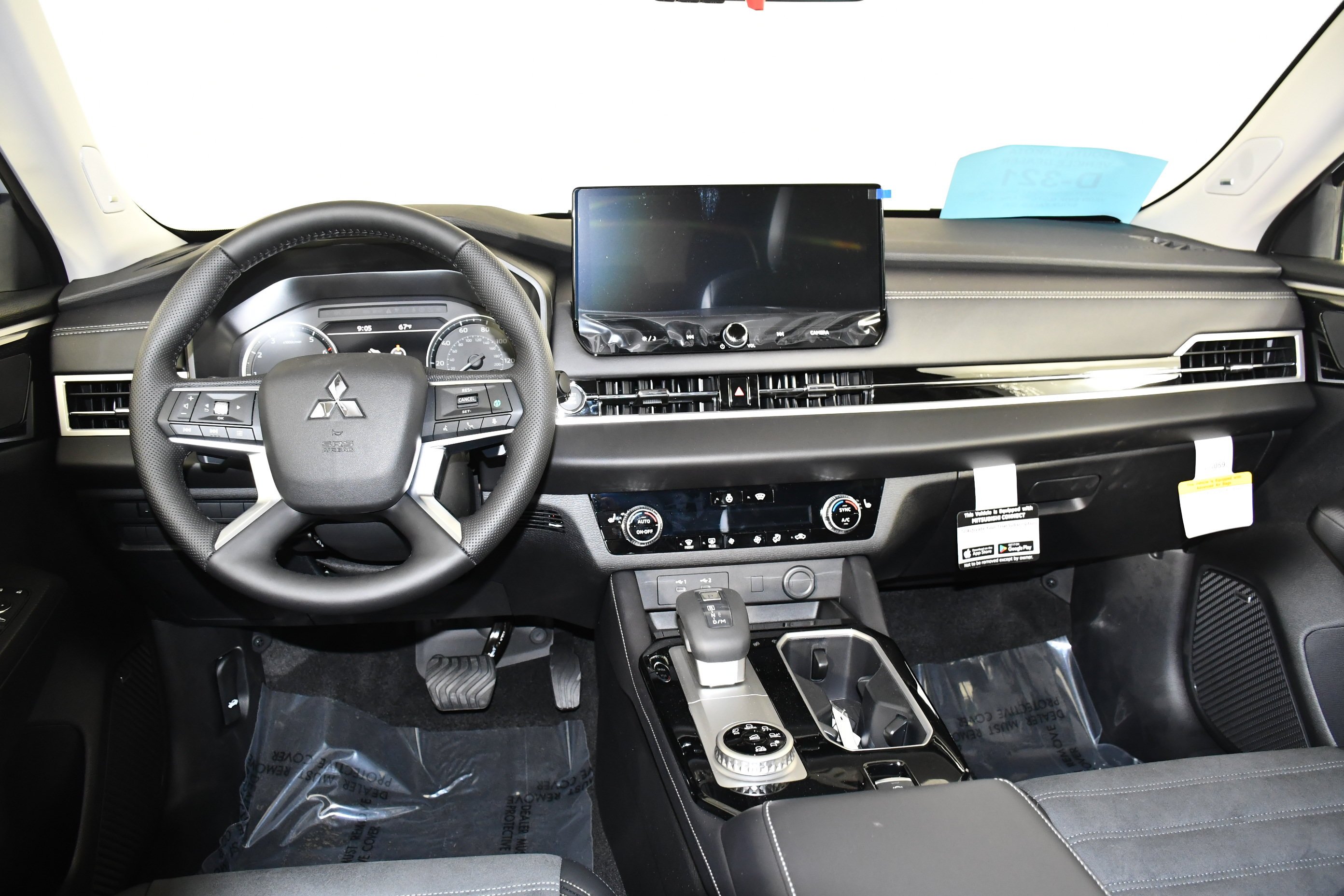 New 2026 White Diamond/Black Roof Mitsubishi TRAIL EDITION S-AWC image 10