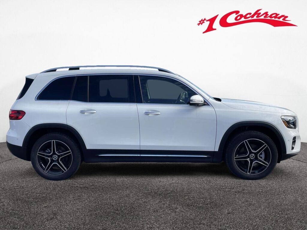 New 2026 Polar White Mercedes-Benz GLB 250 image 6