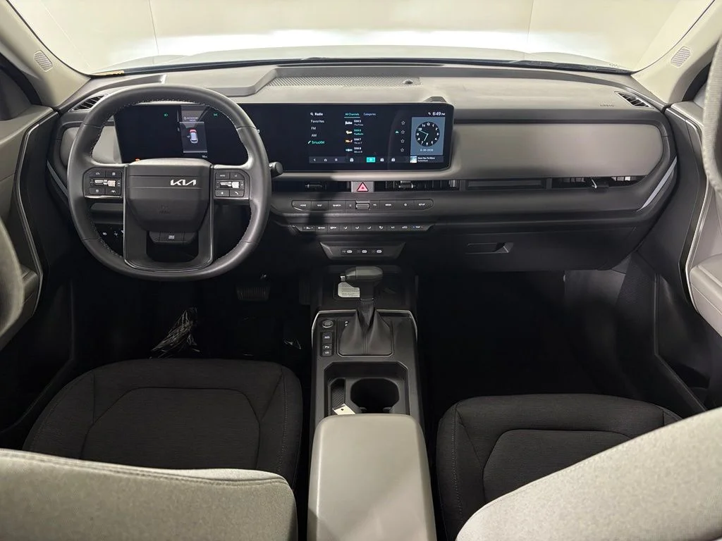 New 2027 Frost Blue / Black Roof Kia S image 32