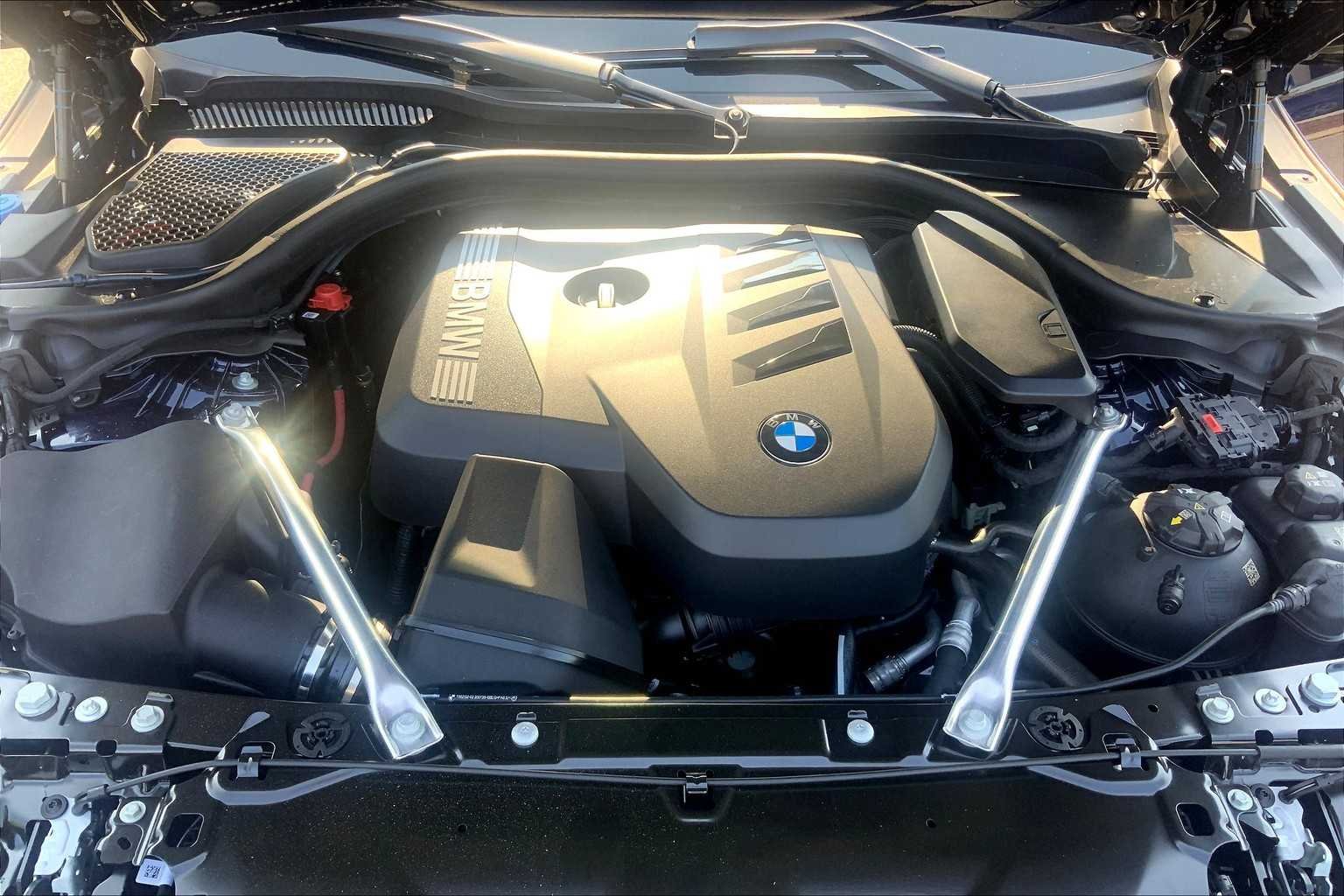 2026 BMW 5 Series 530i - Photo 16