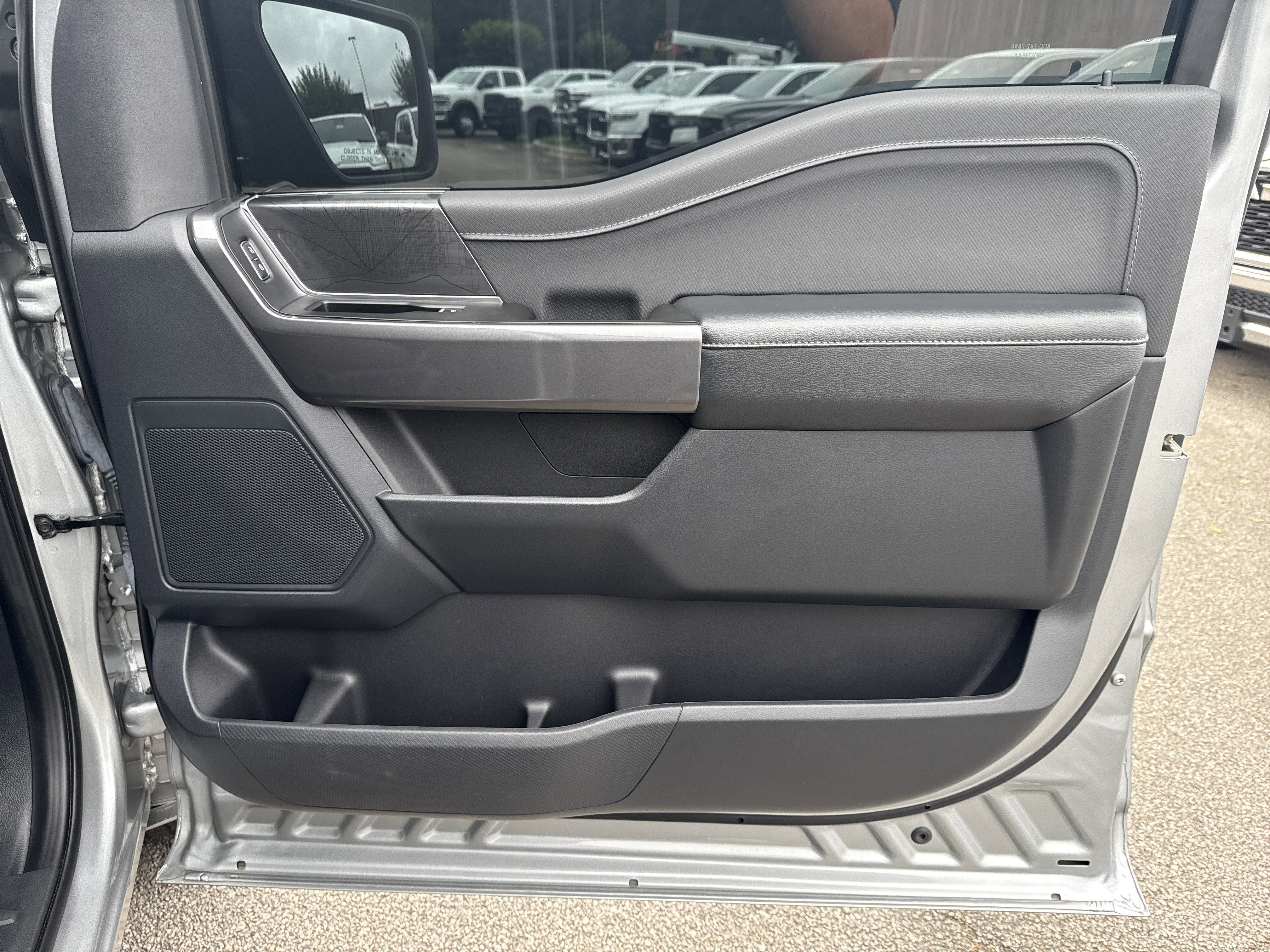 Used 2023 Silver Ford  image 15