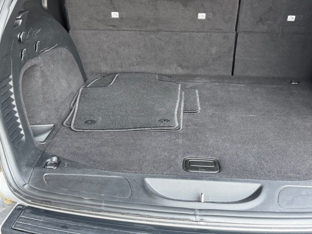 Used 2021 Billet Silver Metallic Jeep Laredo E image 48