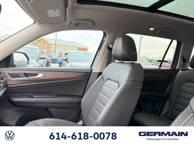 New 2026 Pure Gray Volkswagen 2.0T SEL image 23