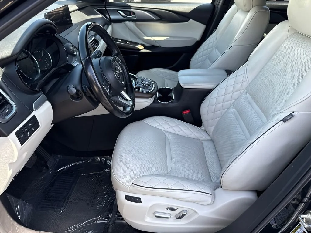 Used 2023 Black Mazda Signature image 26