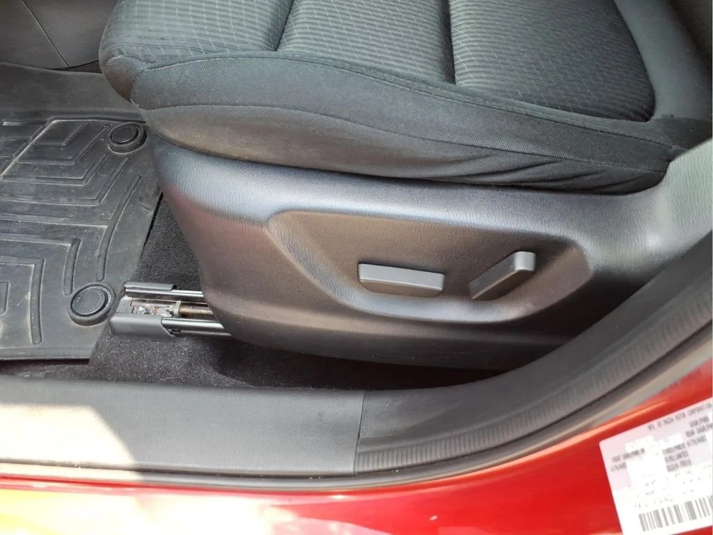 Used 2015 Red Mazda Touring image 16