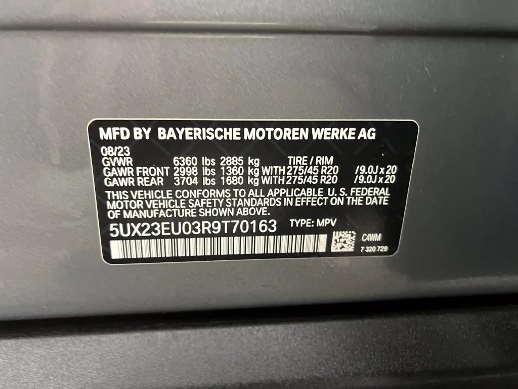 Certified Used 2024 Gray Metallic BMW xDrive40i image 25