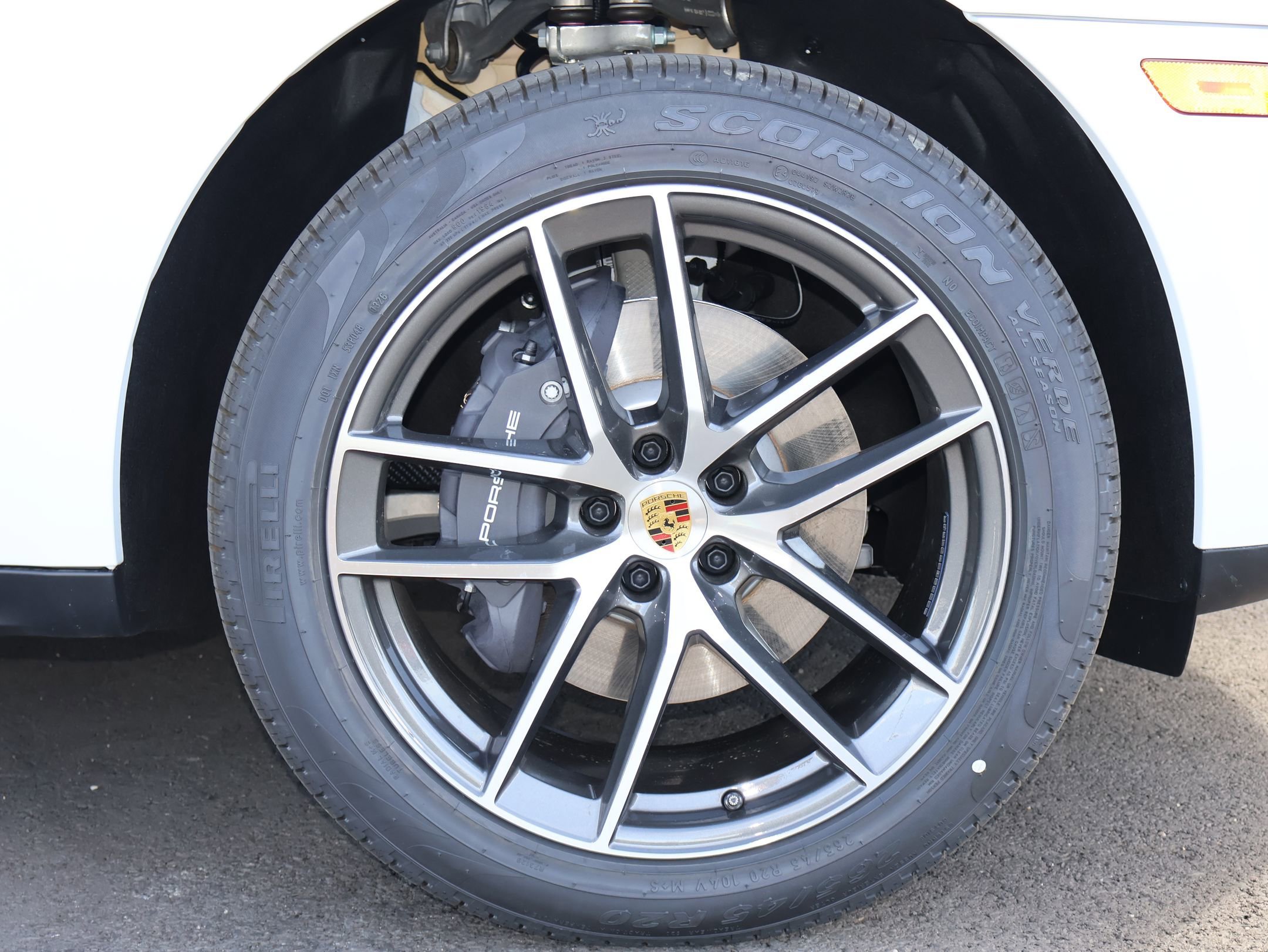 New 2026 White Porsche T image 28
