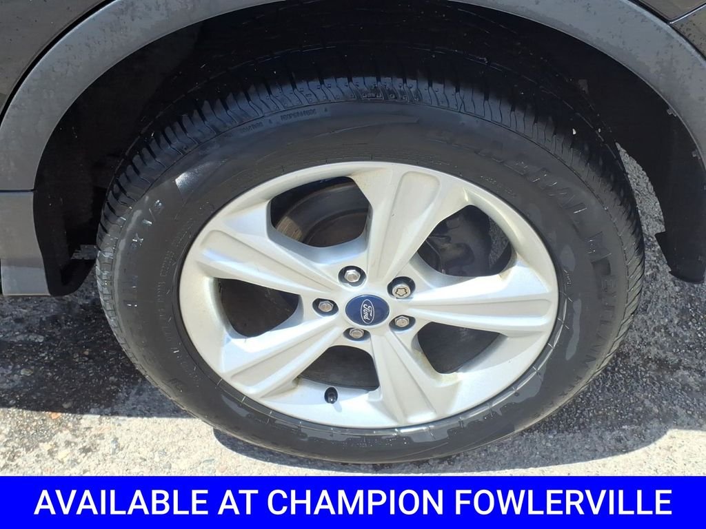 Used 2015 Black Ford SE image 7