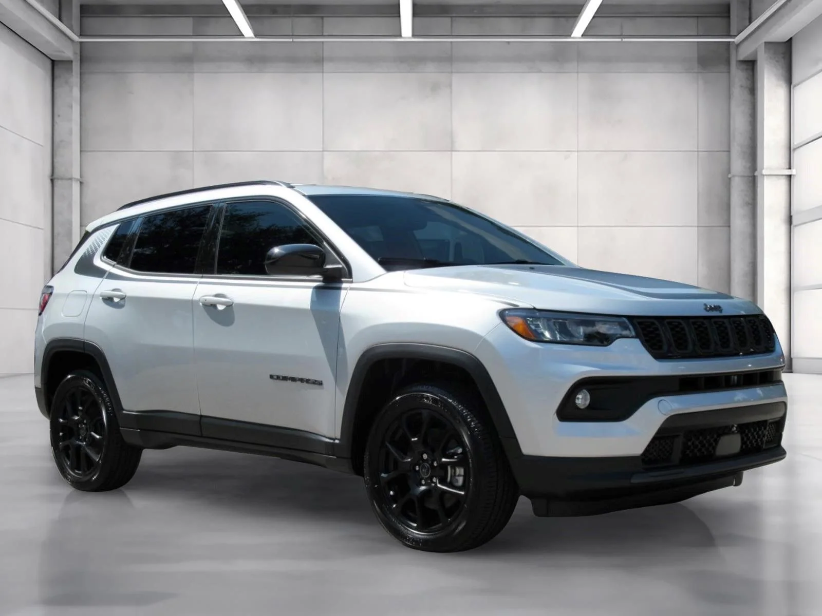 New 2026 Silver Zynith Metallic Clearcoat Jeep Latitude Altitude image 1