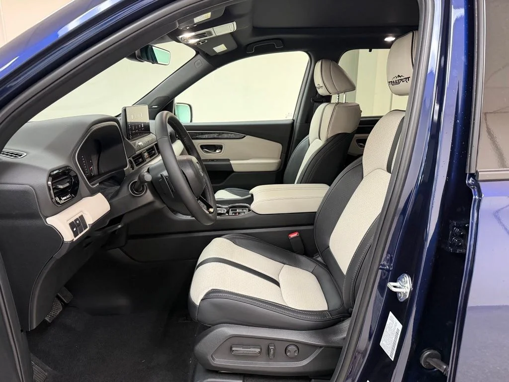 New 2026 Obsidian Blue Pearl Honda TrailSport Elite image 16
