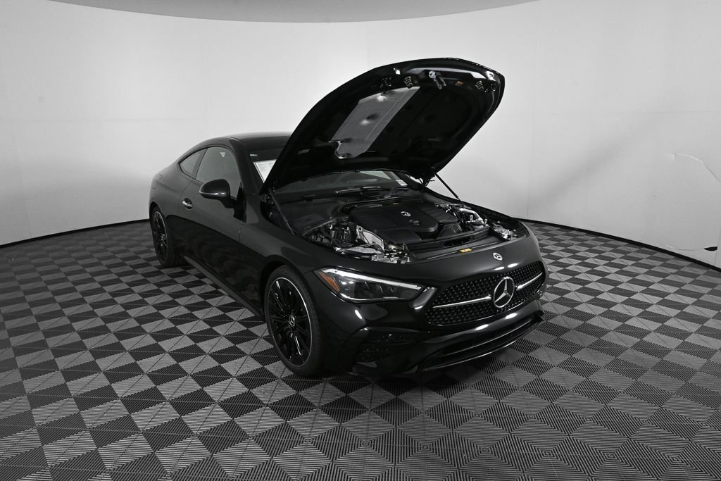 New 2026 Obsidian Black Metallic Mercedes-Benz CLE 300 image 30