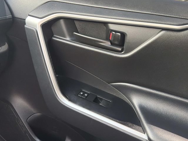 Certified Used 2025 Silver Toyota LE image 19