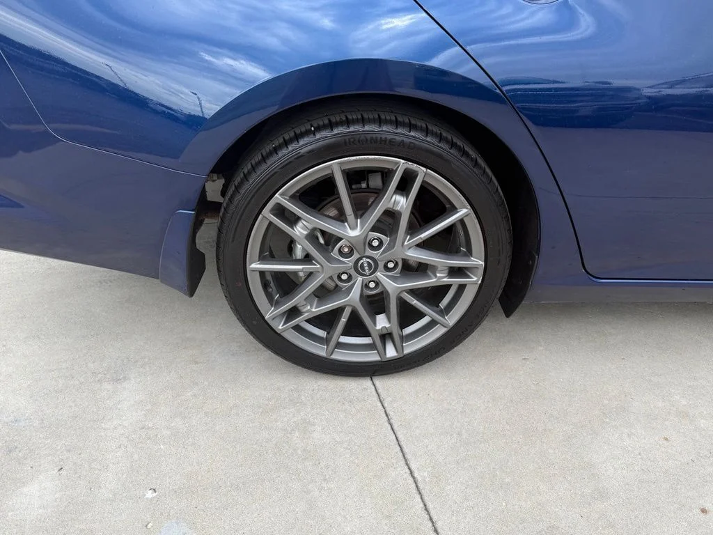 Used 2023 Blue Nissan 2.0 SR image 28