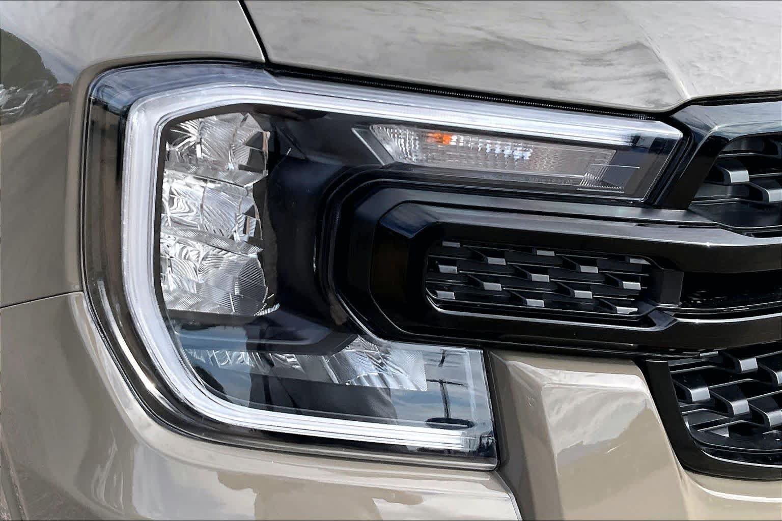 New 2026 Marsh Gray Ford Lariat® image 13