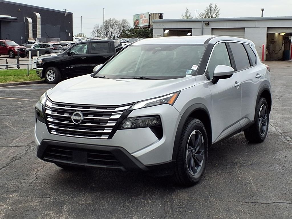 Certified 2025 Nissan Rogue SV with VIN 5N1BT3BA4SC813457 for sale in Kansas City