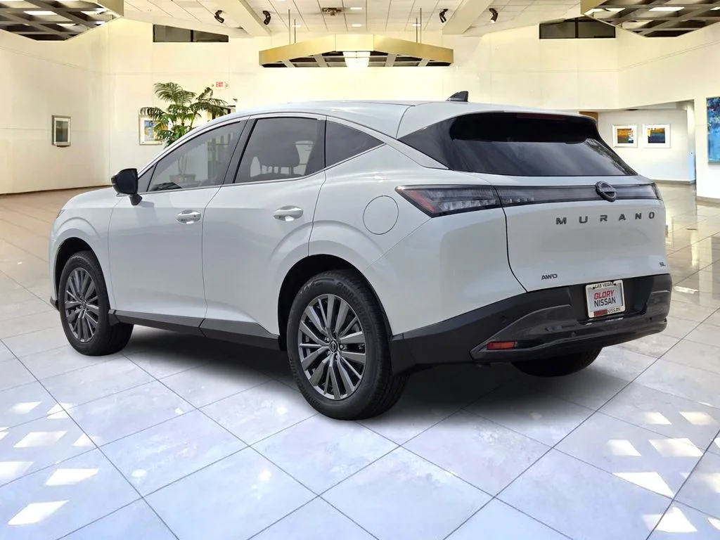 New 2026 Everest White Pearl TriCoat Nissan SL image 4