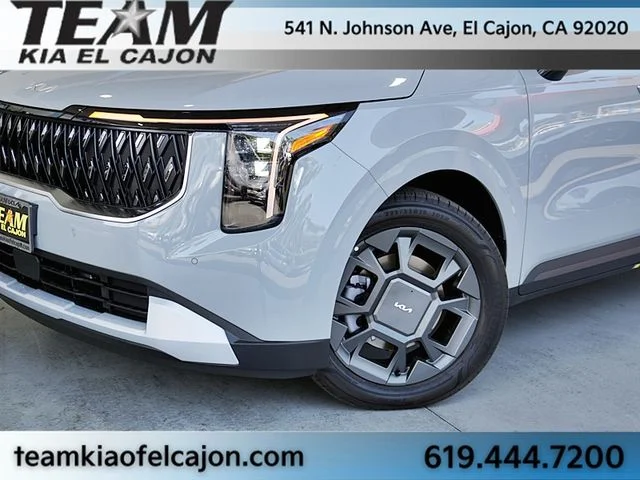 New 2026 White Kia EX image 3