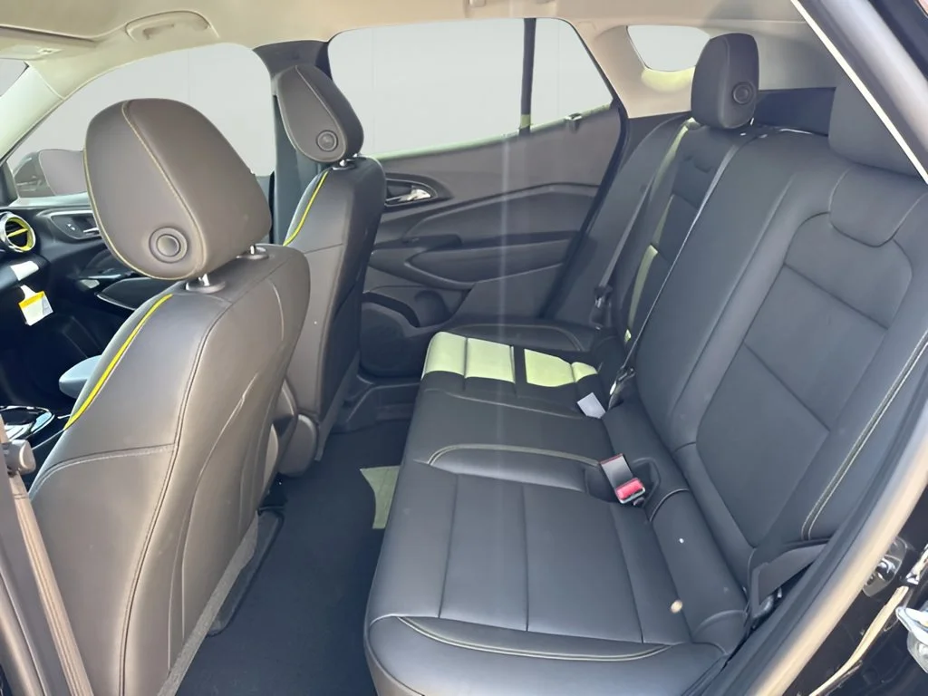 New 2026 Mosaic Black Metallic Chevrolet ACTIV image 16