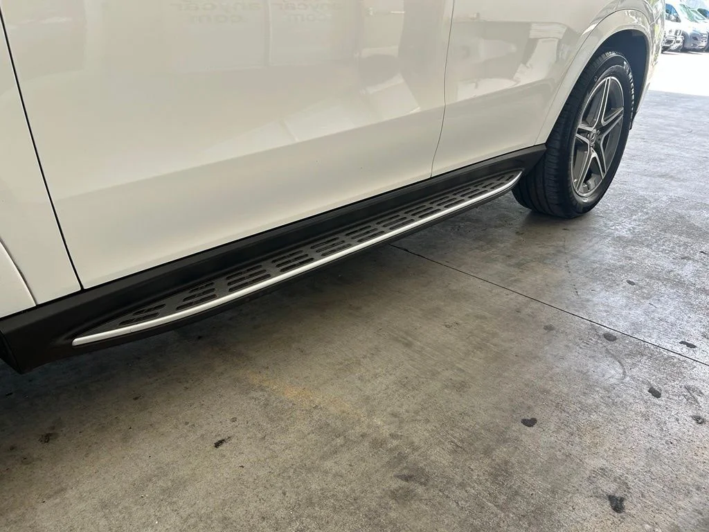 Used 2025 White Mercedes-Benz GLE 450 image 16