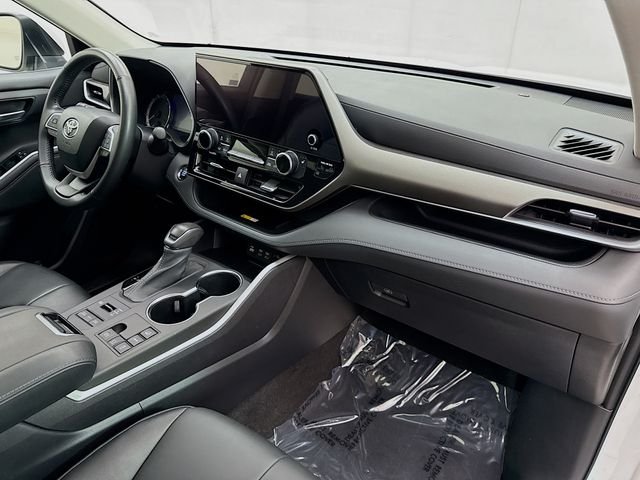 2023 Toyota Highlander XLE - Photo 31