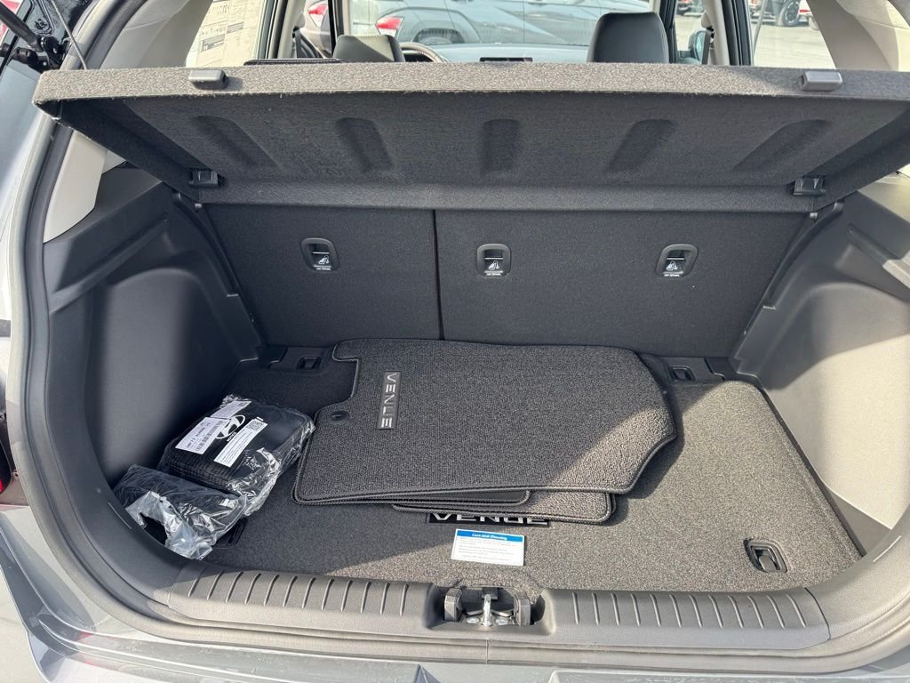 New 2026 Gray Hyundai SEL w/Two-Tone Roof image 24
