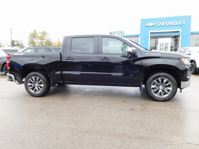 2026 Chevrolet Silverado 1500 LT photo 2