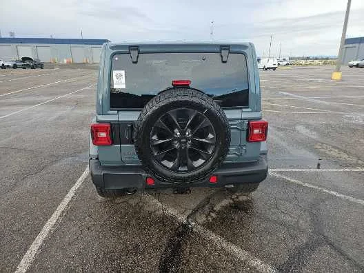 Used 2025 Anvil Clearcoat Jeep Backcountry image 5
