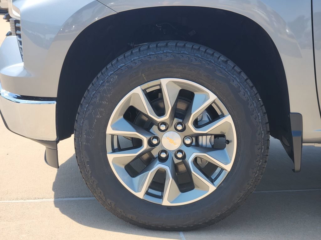 2026 Chevrolet Silverado 1500 LT - Photo 18