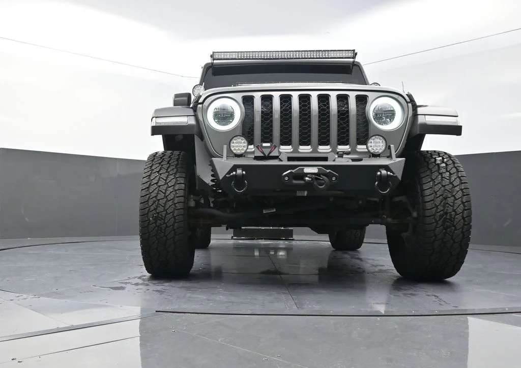 Used 2020 Gray Jeep Sport image 22