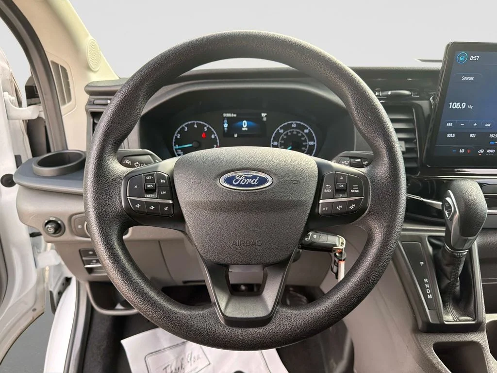 Used 2024 Oxford White Ford XLT image 22