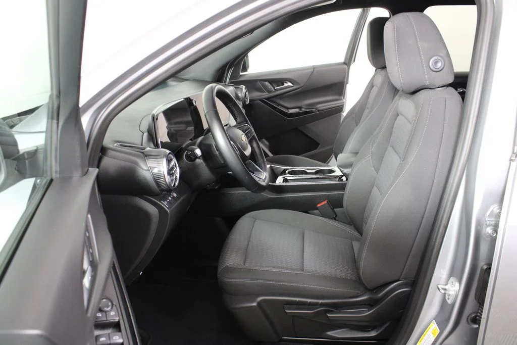 2025 Chevrolet Equinox LT - Photo 21