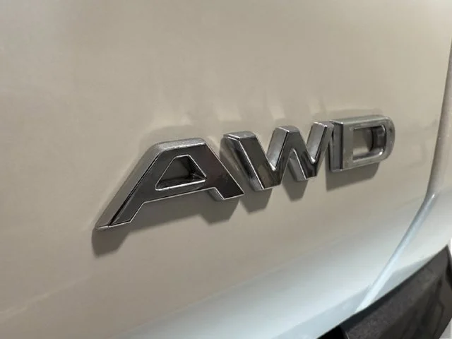 New 2026 Platinum White Pearl Acura Base image 6