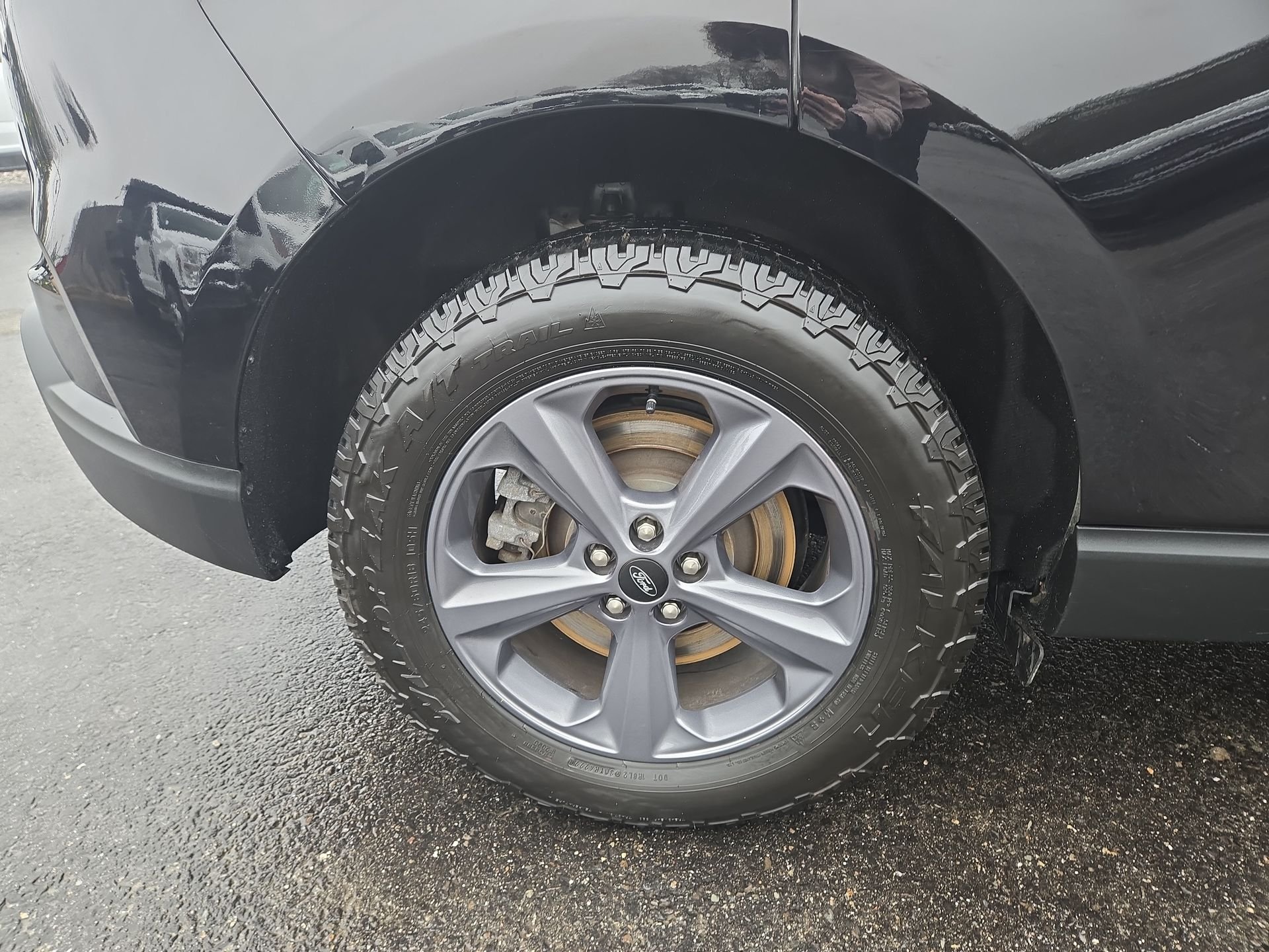 View vehicle photo 2