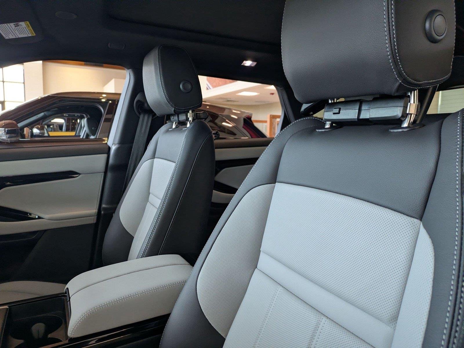 New 2026 Tribeca Blue Land Rover Hoxton Edition image 9