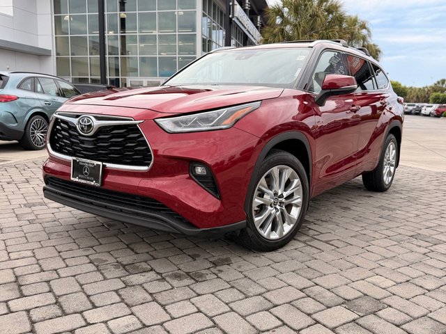 2022 Toyota Highlander Limited