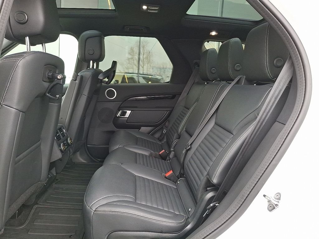 2025 Land Rover Discovery S - Photo 9