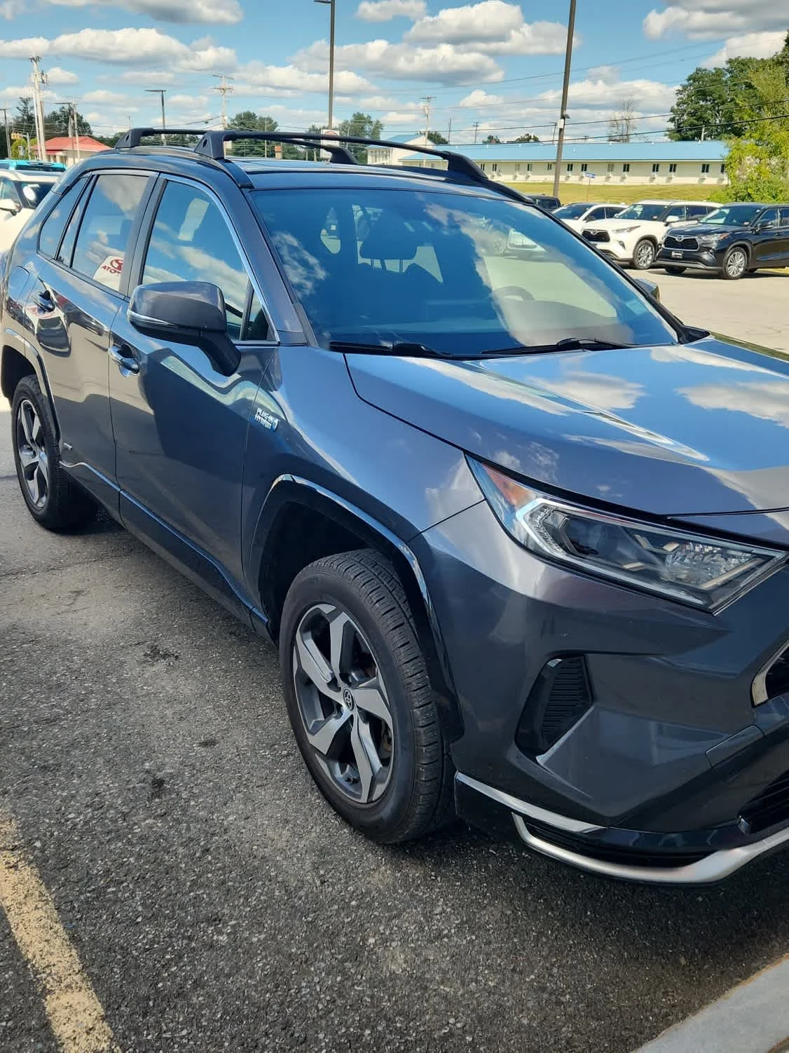Certified Used 2021 Magnetic Gray Metallic Toyota SE image 3