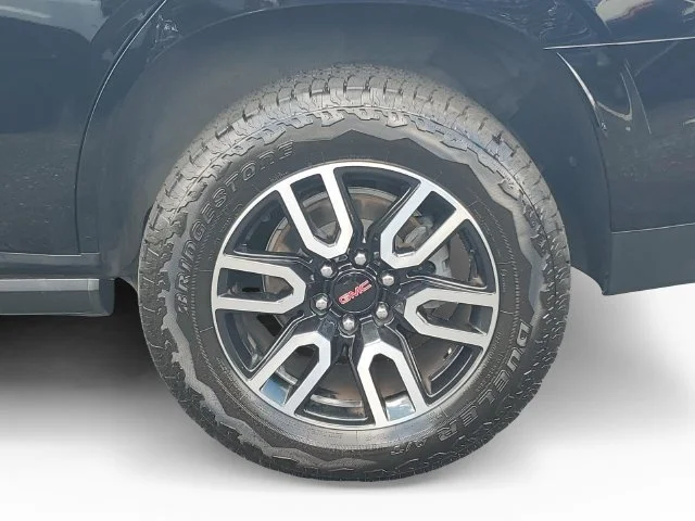 Used 2021 ONYX BLACK GMC AT4 image 41