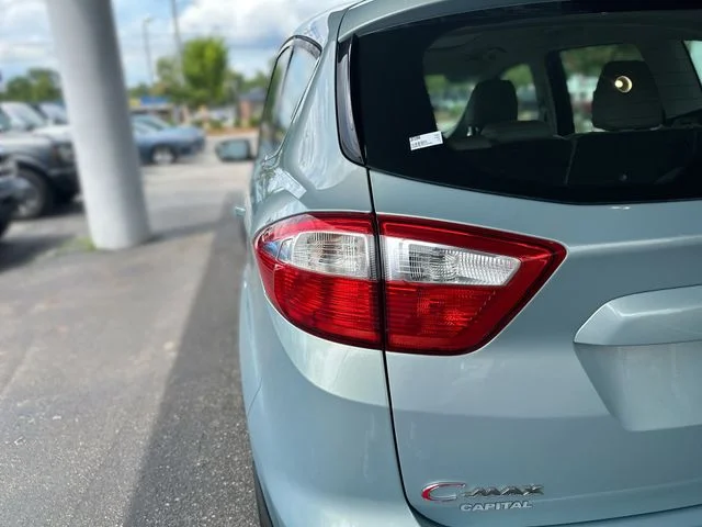 Used 2014 White Ford SEL image 26