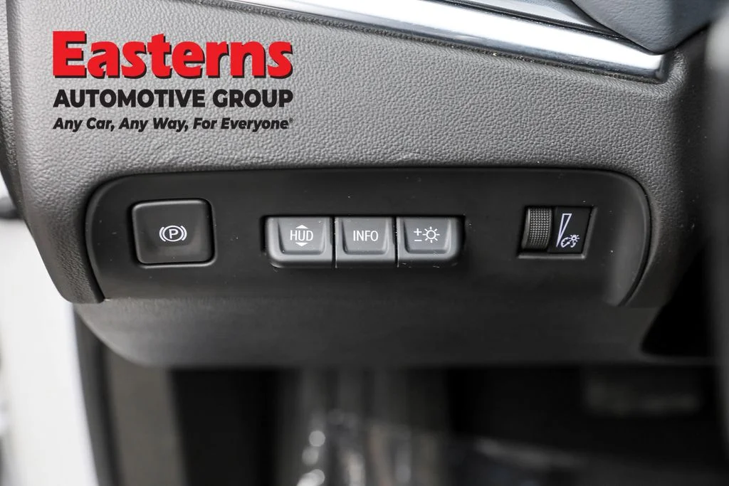Used 2024 White Buick Premium Group image 24