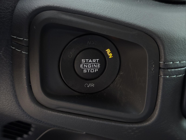 New 2026 Reign Exterior Paint Jeep Sahara image 20