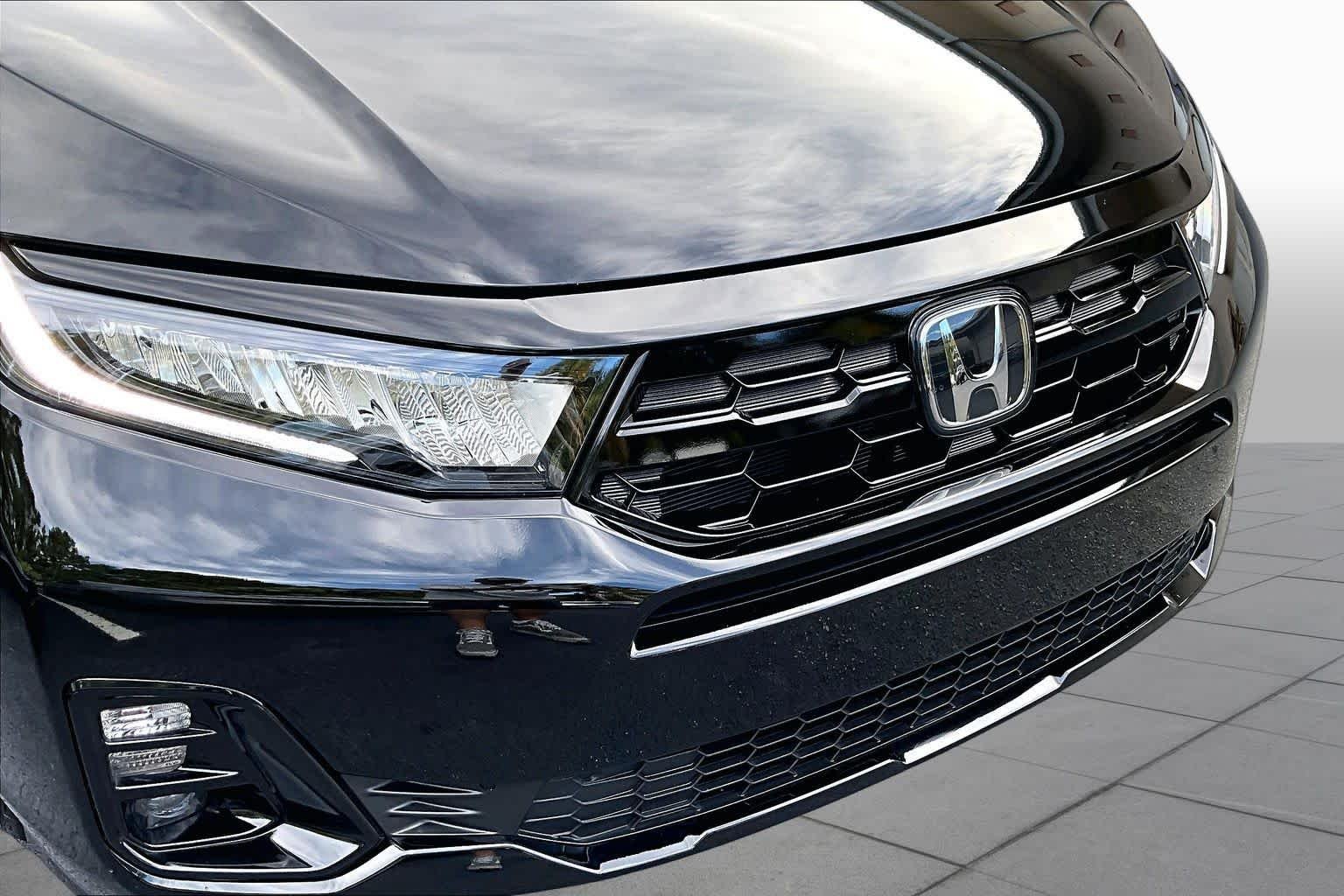Certified Used 2026 Crystal Black Pearl Honda Sport-L image 30