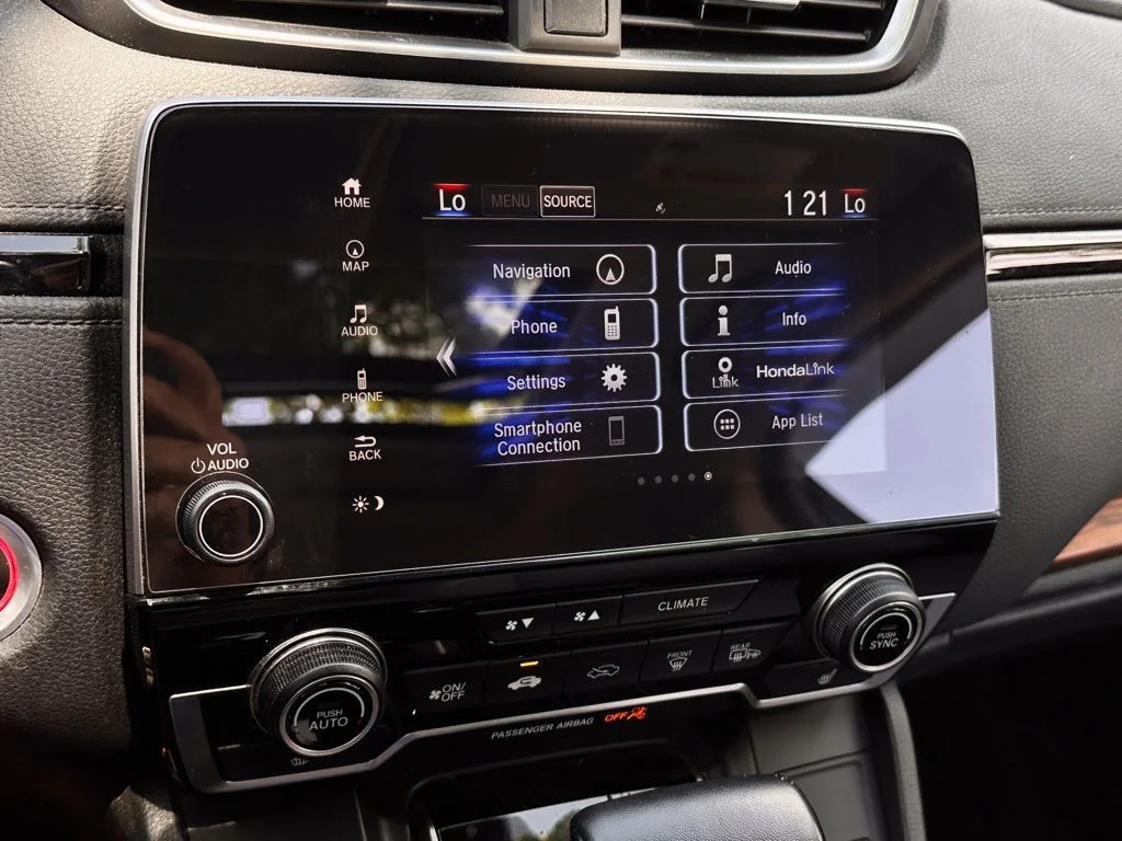 Used 2018 Black Honda Touring image 12