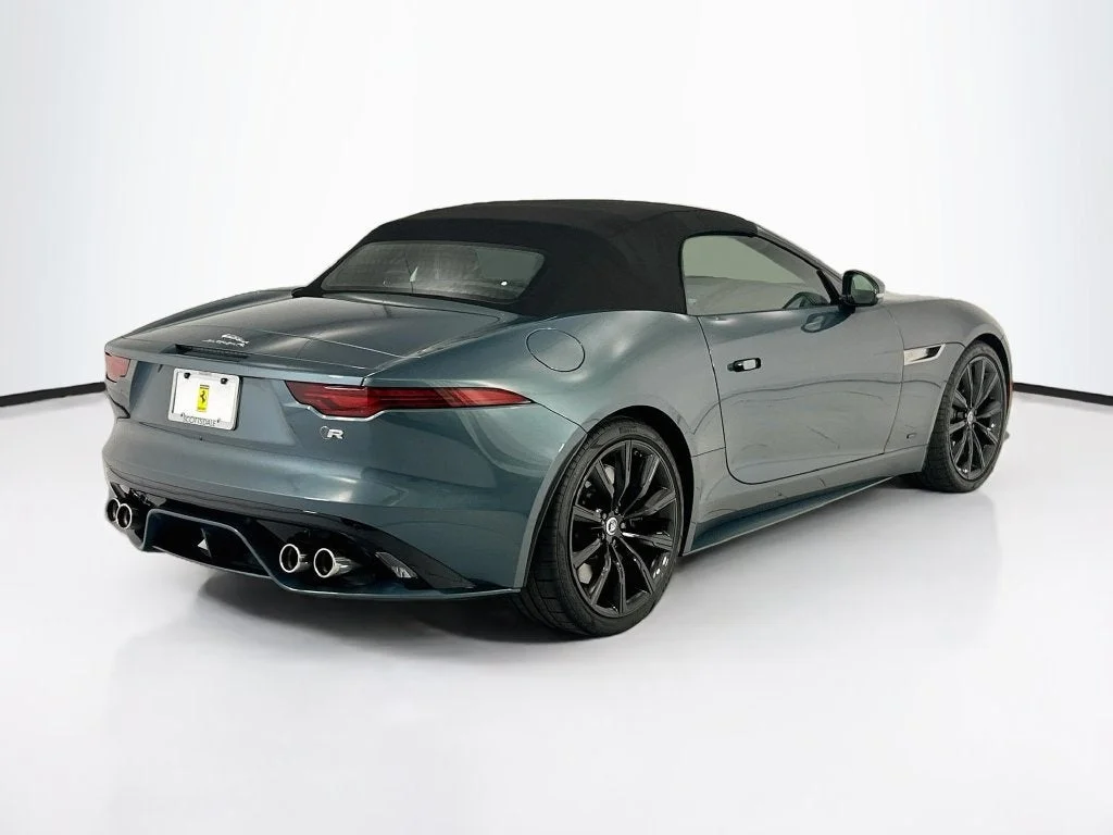2024 Jaguar F-Type R75 - Photo 13