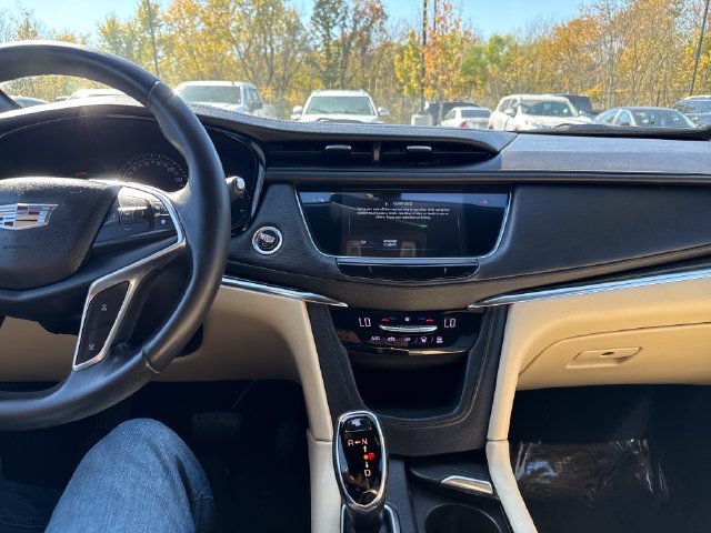 Used 2017 Silver Cadillac Base image 22
