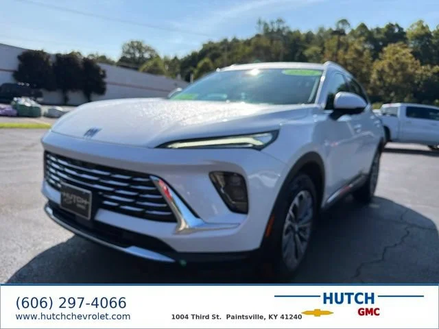 Used 2024 White Frost Tricoat Buick Preferred image 1